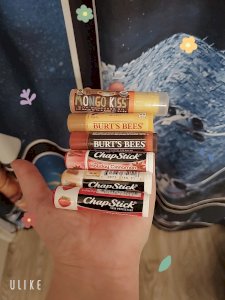Chapstick/Lipstick