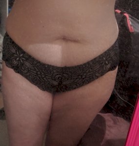 black lacey cheekies