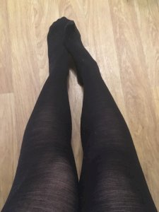 Worn out dark grey pantyhose ❤️