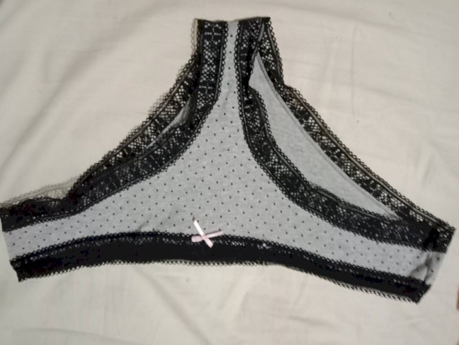 Grey with black spots, black lace trim panties