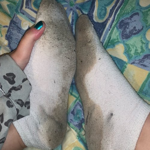 Absolutely filthy, stinky, smelly, & totally dirty socks worn for 7 day…