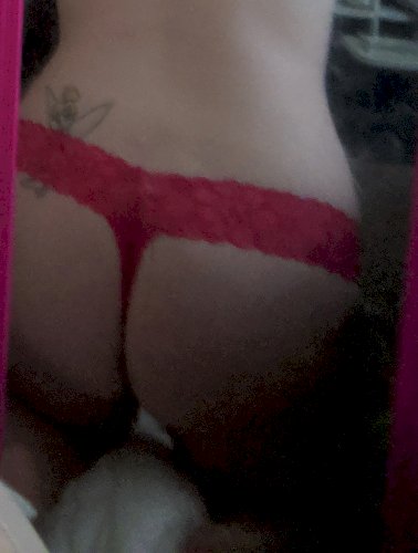 VS Red Lacy Thong