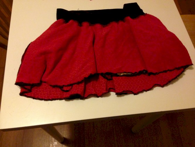 Sexy red skirt xx mwah