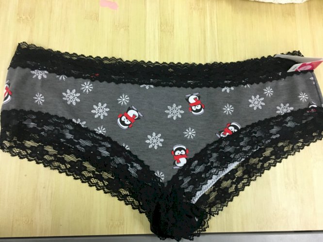 Holiday Penguin Cotton Lace Cheekies